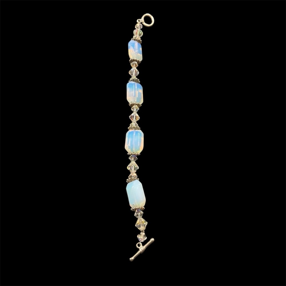 Opalite Bracelet - Picture 2 of 3